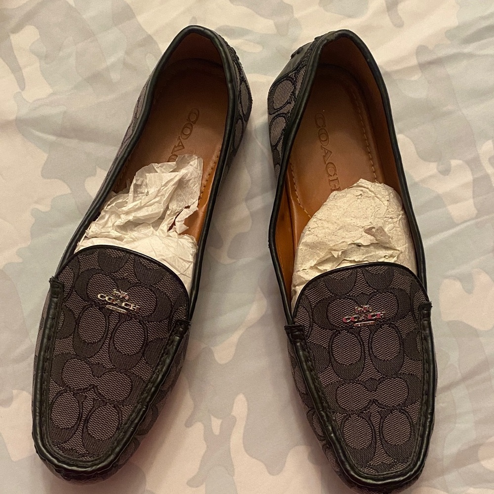Women’s Black Patterned Loafers